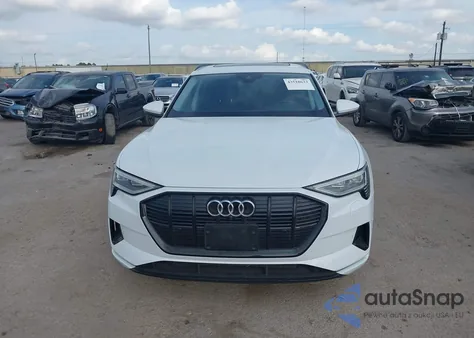 2021 Audi E-Tron Premium Quattro z USA, uszkodzony, nr VIN WA1AAAGE3MB019445